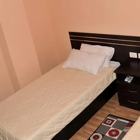 Hotel Garden Gjirokastër